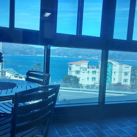 Geoje Haebaram Pension Exterior photo